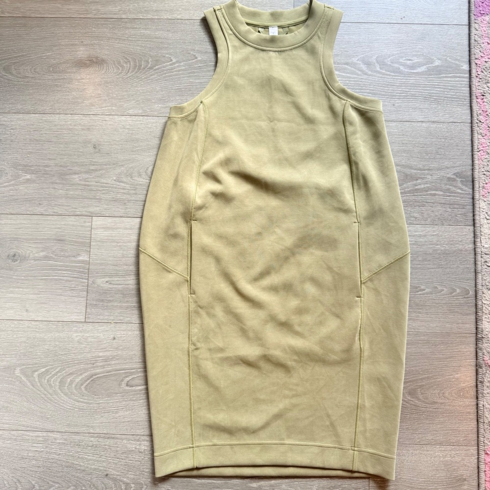 Lululemon Athletica Softstreme Back In Action Dress Size 2